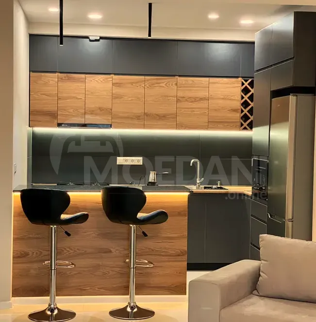 იყიდება 2 ოთახიანი ბინას 300მ² 6/15 სართ თბილისი - photo 4