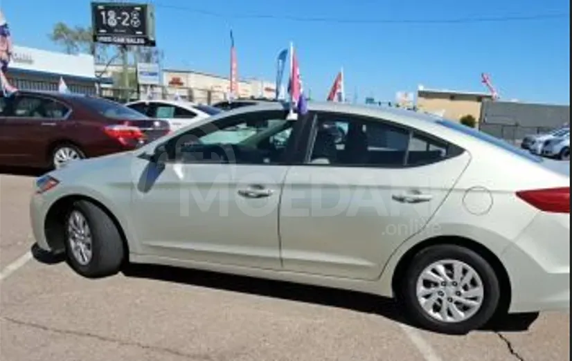 Hyundai Elantra 2017 Tbilisi - photo 2