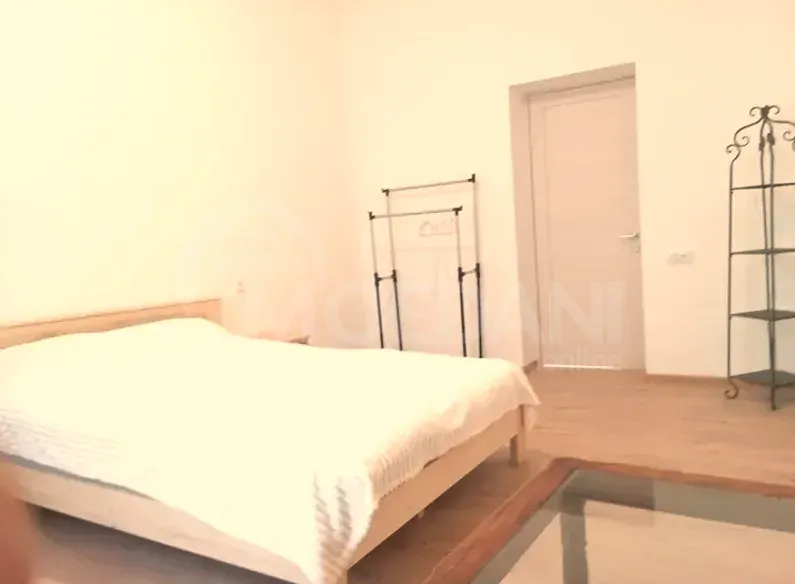 ქირავდება 3 ოთახიანი ბინა 65მ² 3/5 სართ თბილისი - photo 1