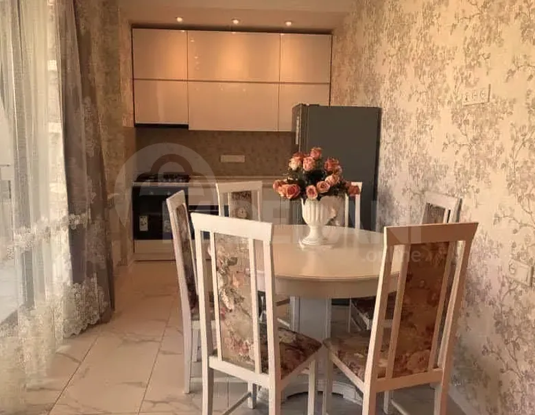 ქირავდება 3 ოთახიანი ბინა 100მ² 5/6 სართ თბილისი - photo 6