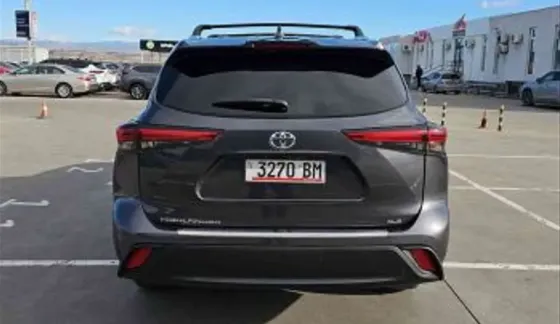 Toyota Highlander 2021 Тбилиси