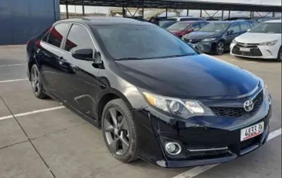 Toyota Camry 2014 Тбилиси