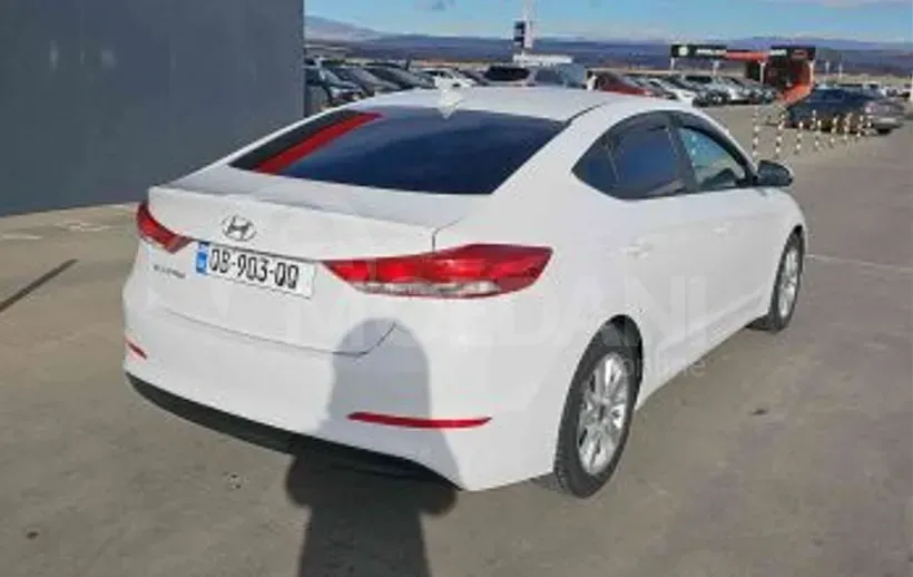 Hyundai Elantra 2016 Tbilisi - photo 5