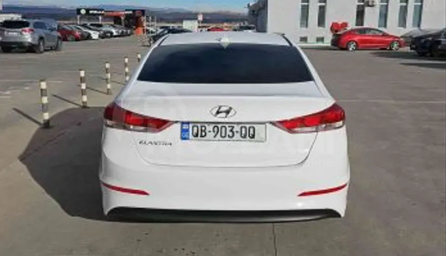 Hyundai Elantra 2016 Tbilisi - photo 7