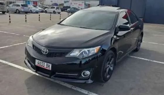 Toyota Camry 2014 Тбилиси