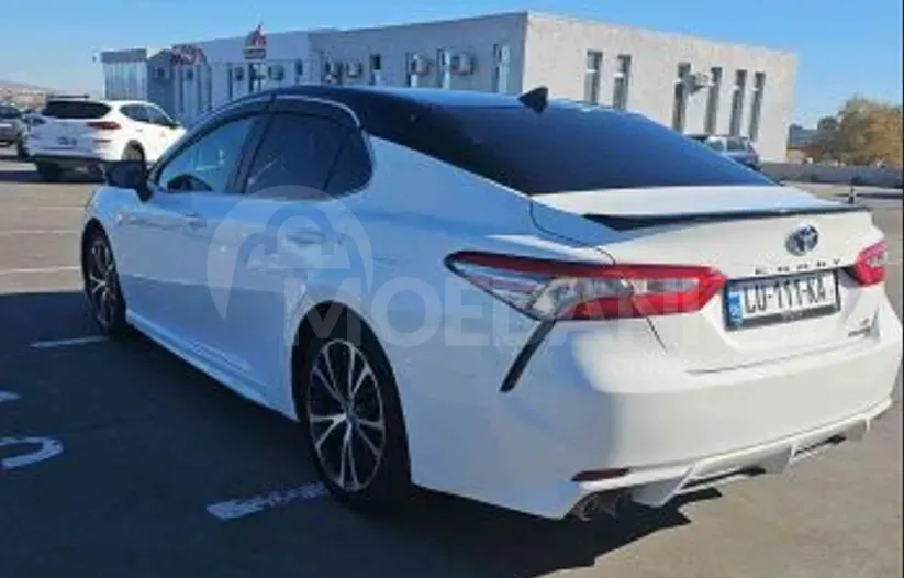 Toyota Camry 2.5L 2018 Тбилиси - изображение 5