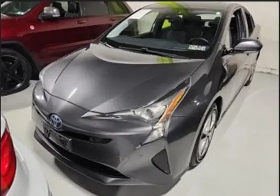 Toyota Prius 2017 თბილისი