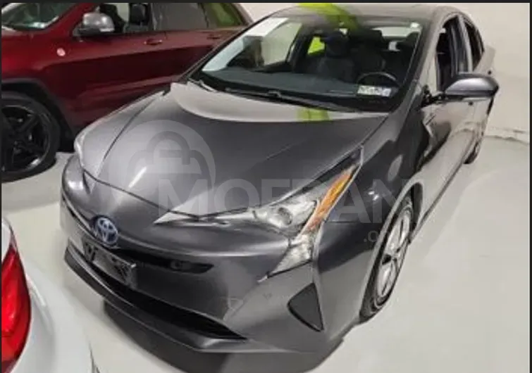 Toyota Prius 1.8L 2017 Тбилиси - изображение 6