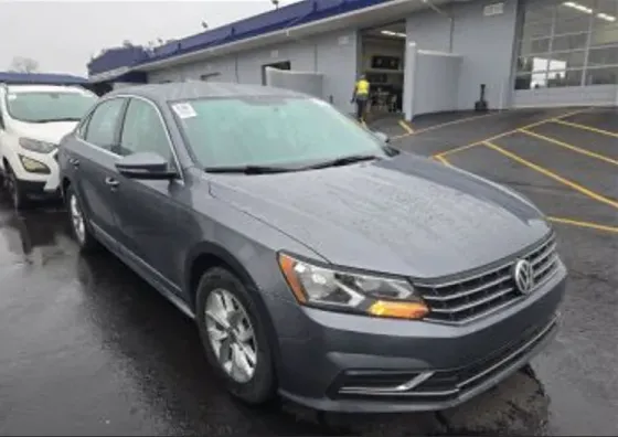 Volkswagen Passat 1.8 2017 თბილისი