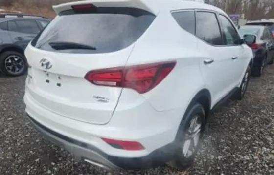 Hyundai Santa Fe 2018 თბილისი