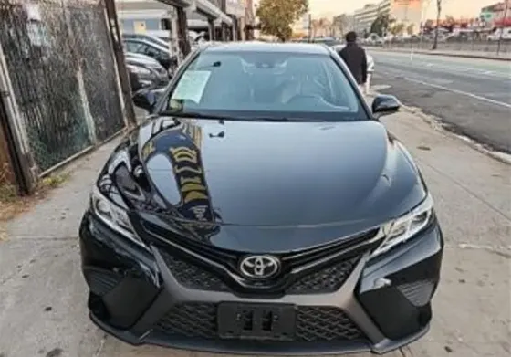 Toyota Camry 2020 Тбилиси