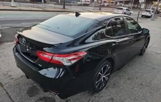 Toyota Camry 2020 Тбилиси