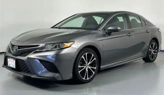 Toyota Camry 2020 Тбилиси