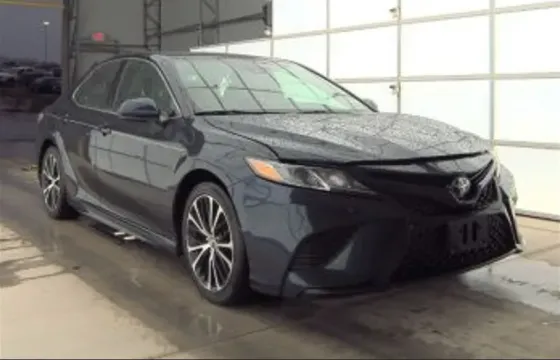 Toyota Camry 2020 Тбилиси