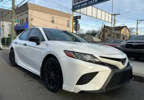 Toyota Camry 2020 Тбилиси