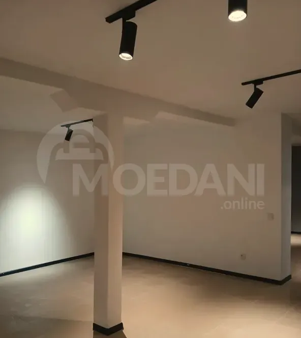 Продается универсальное коммерческое помещение в Чугурети Тбилиси - изображение 3