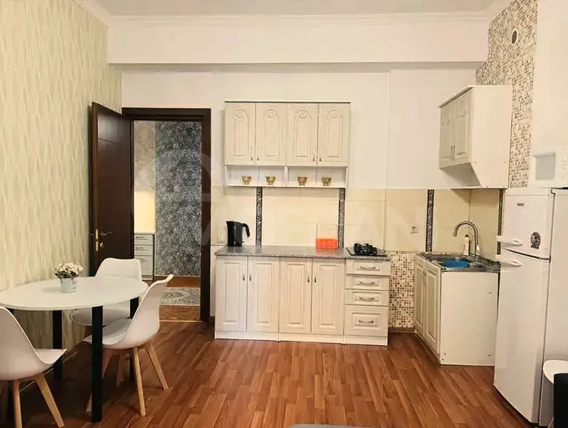 ქირავდება 3 ოთახიანი ბინა 95მ² 6/14 სართ თბილისი - photo 2