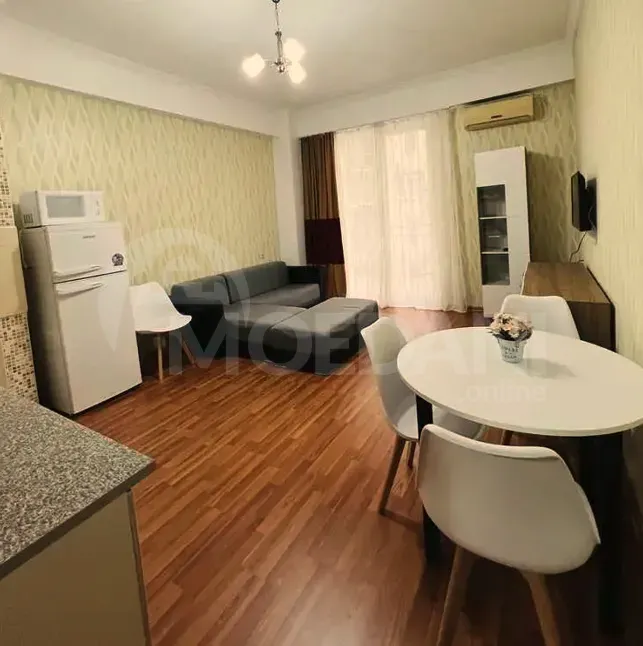 ქირავდება 3 ოთახიანი ბინა 95მ² 6/14 სართ თბილისი - photo 1