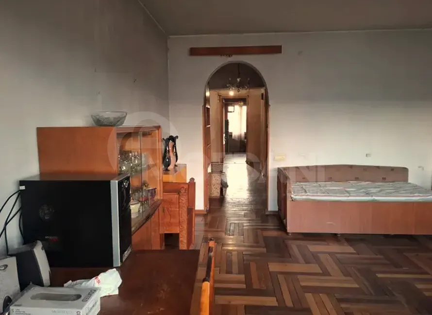 იყიდება 4 ოთახიანი ბინას 130მ² 8/9 სართ თბილისი - photo 2