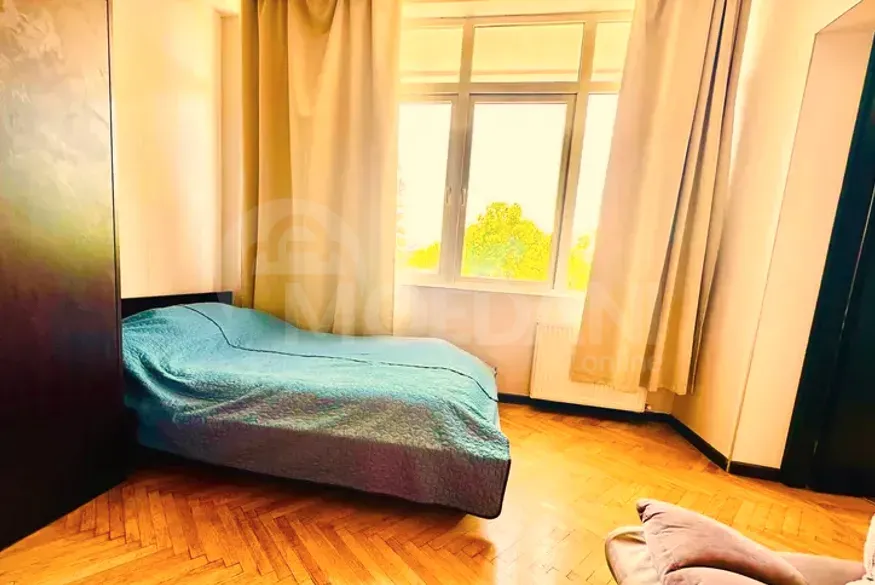 Продам 4-комн. квартиру 115м² 4/5 эт. Тбилиси - изображение 5