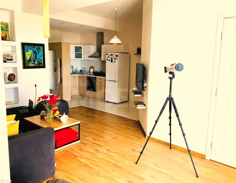 იყიდება 3 ოთახიანი ბინას 75მ² 14/16 სართ თბილისი - photo 1