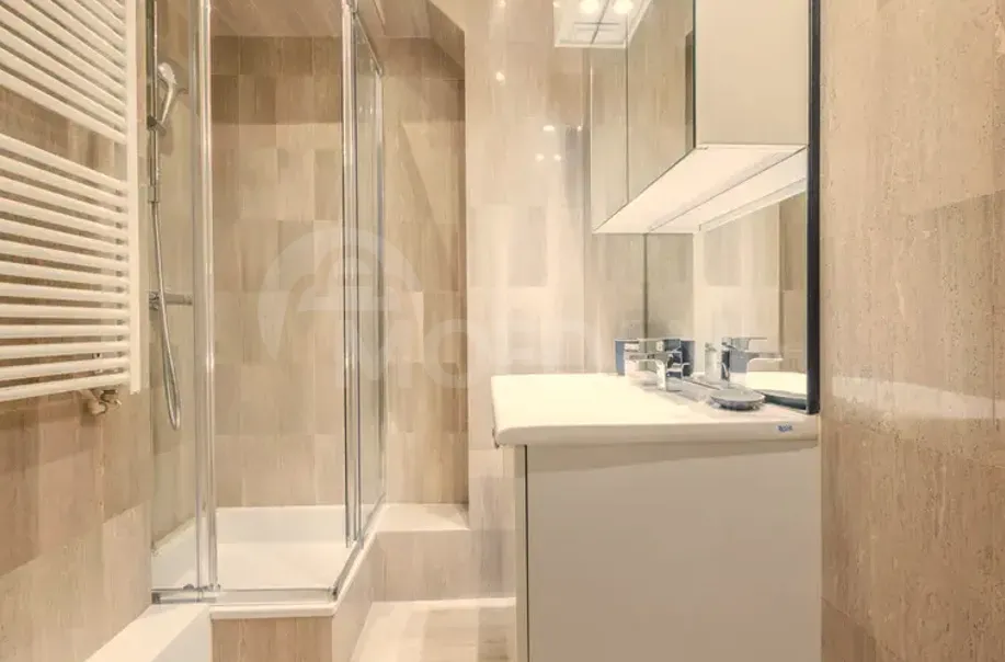 Сдам 4-комн. квартиру 180м² 7/10 эт. Тбилиси - изображение 12