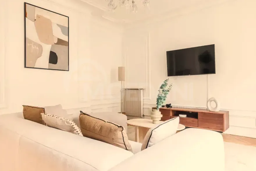 Сдам 4-комн. квартиру 180м² 7/10 эт. Тбилиси - изображение 1