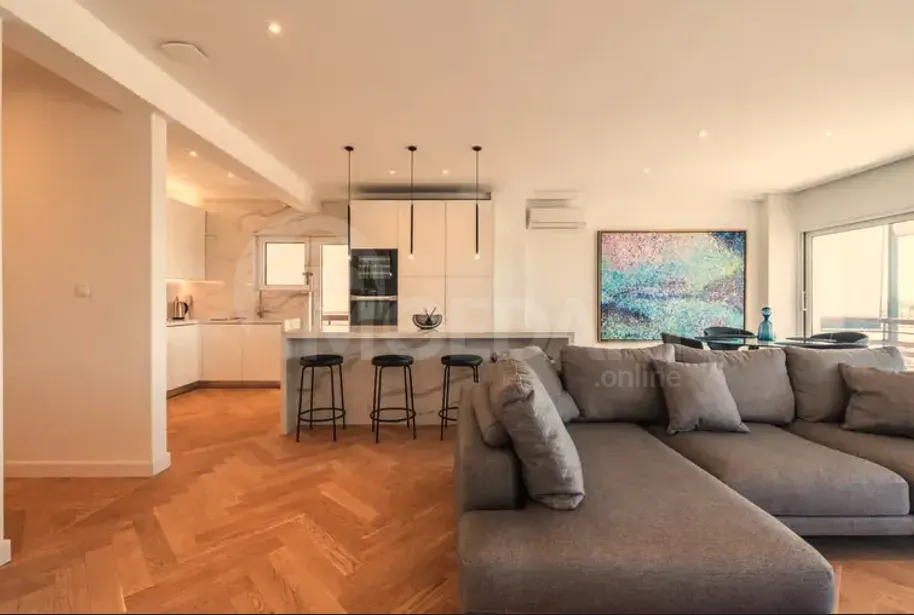 ქირავდება 3 ოთახიანი ბინა 150მ² 7/9 სართ თბილისი - photo 1