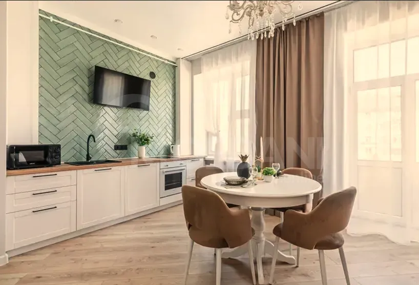 Apartments For Rent three-room 80м² 7/21 floor Tbilisi - photo 1