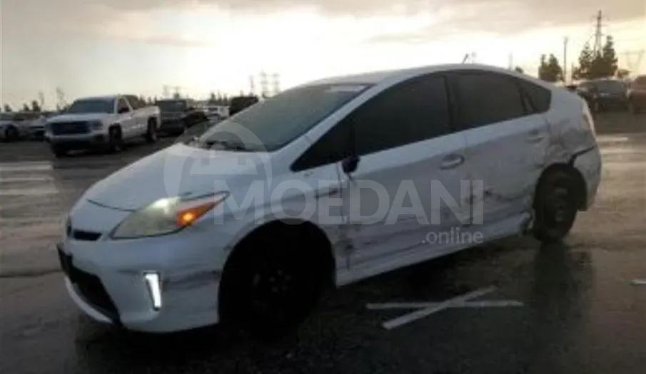 Toyota Prius 1.8L 2014 Тбилиси - изображение 2