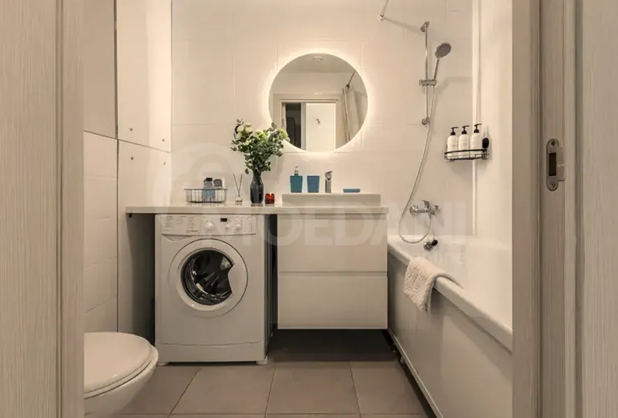 ქირავდება 2 ოთახიანი ბინა 77მ² 10/20 სართ თბილისი - photo 9