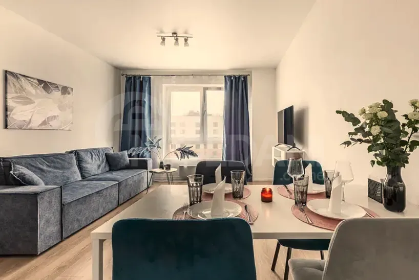 ქირავდება 2 ოთახიანი ბინა 77მ² 10/20 სართ თბილისი - photo 11