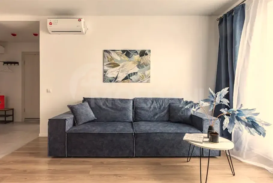 ქირავდება 2 ოთახიანი ბინა 77მ² 10/20 სართ თბილისი - photo 1