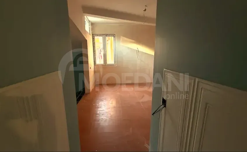 იყიდება 3 ოთახიანი ბინას 140მ² 3/3 სართ თბილისი - photo 2