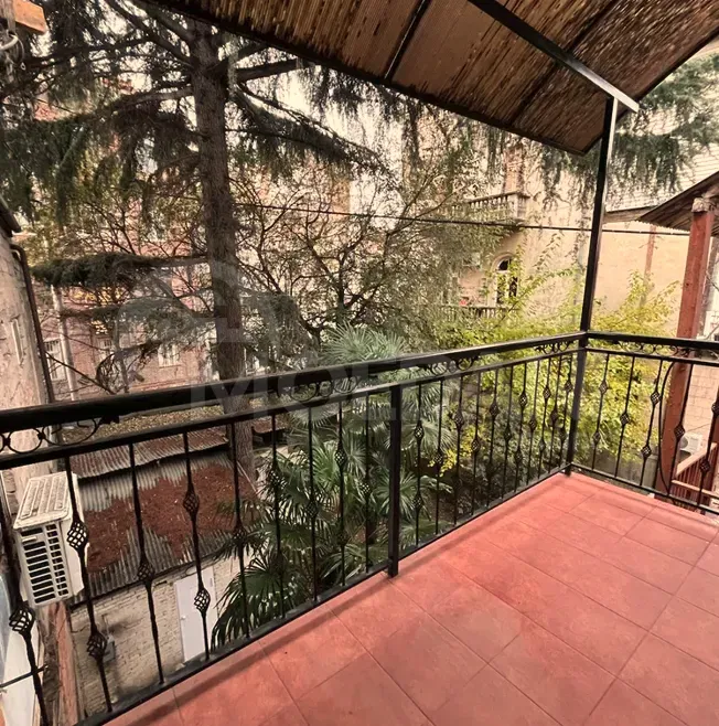 იყიდება 3 ოთახიანი ბინას 140მ² 3/3 სართ თბილისი - photo 7