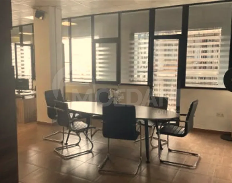 Сдается коммерческое офисное помещение в Ваке Тбилиси - изображение 1