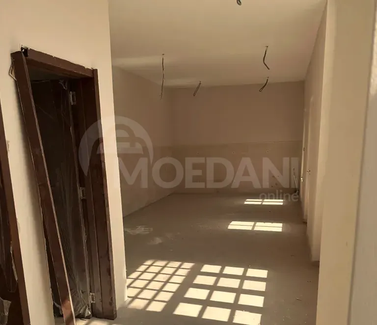 Сдается универсальное коммерческое помещение на Мтацминда Тбилиси - изображение 4