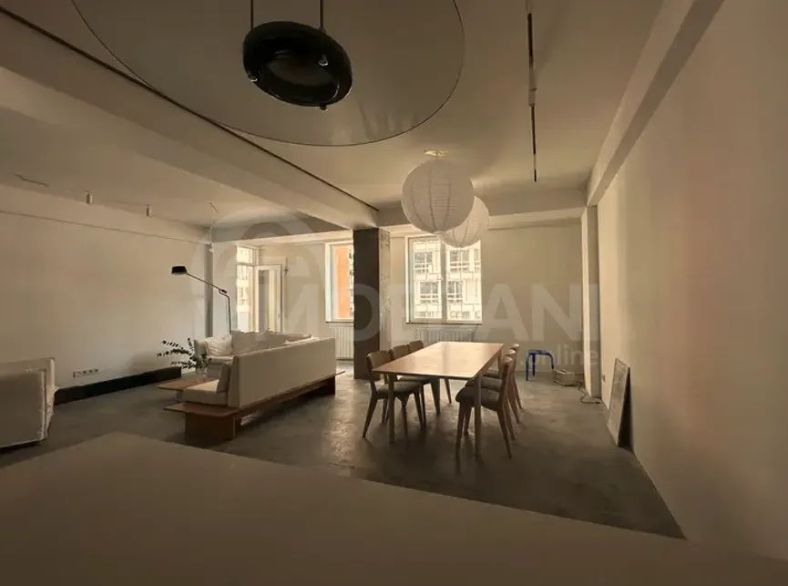 ქირავდება 5 ოთახიანი ბინა 140მ² 3/12 სართ თბილისი - photo 4