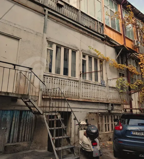 იყიდება 4 ოთახიანი ბინას 86მ² 2/3 სართ თბილისი - photo 1