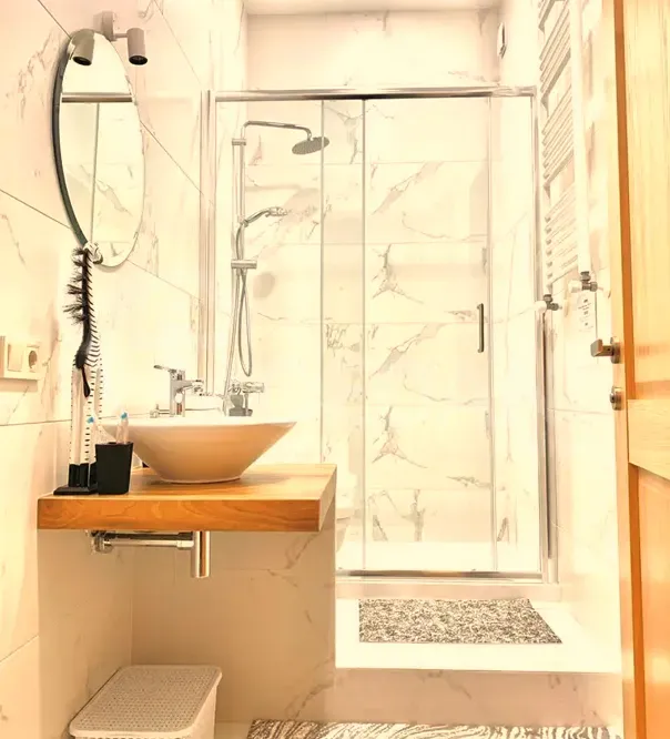 ქირავდება 2 ოთახიანი ბინა 65მ² 2/3 სართ თბილისი - photo 7