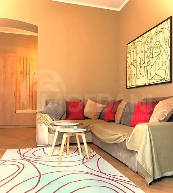 ქირავდება 2 ოთახიანი ბინა 65მ² 2/3 სართ თბილისი - photo 3