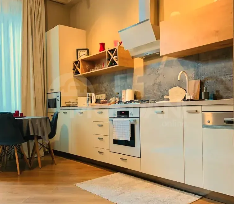 ქირავდება 2 ოთახიანი ბინა 65მ² 2/3 სართ თბილისი - photo 1