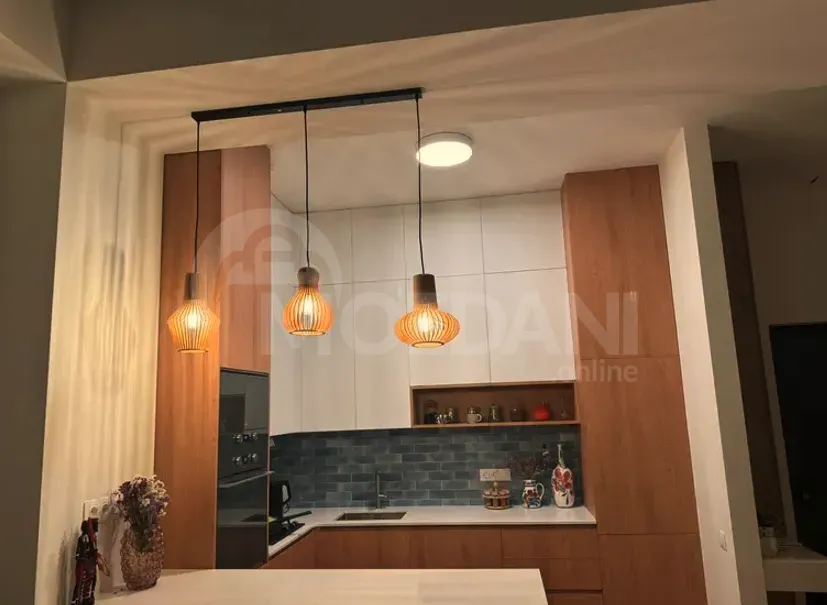 Продам 2-комн. квартиру 63м² 5/5 эт. Тбилиси - изображение 1