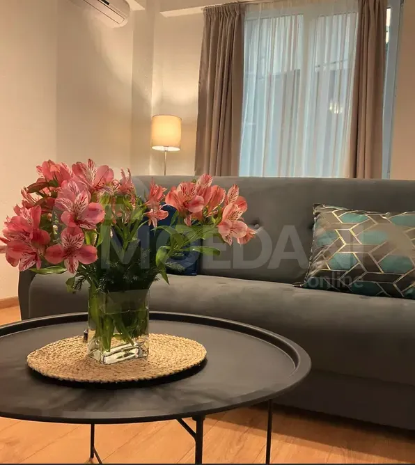 ქირავდება 2 ოთახიანი ბინა 50მ² 1/7 სართ თბილისი - photo 1