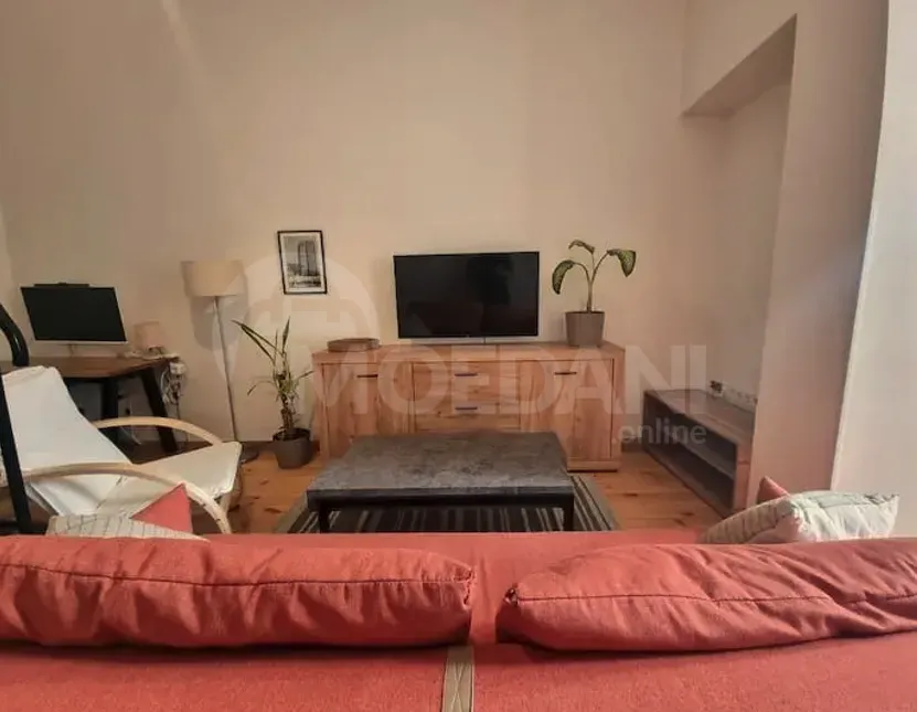 Продам 4-комн. квартиру 80м² 2/4 эт. Тбилиси - изображение 2