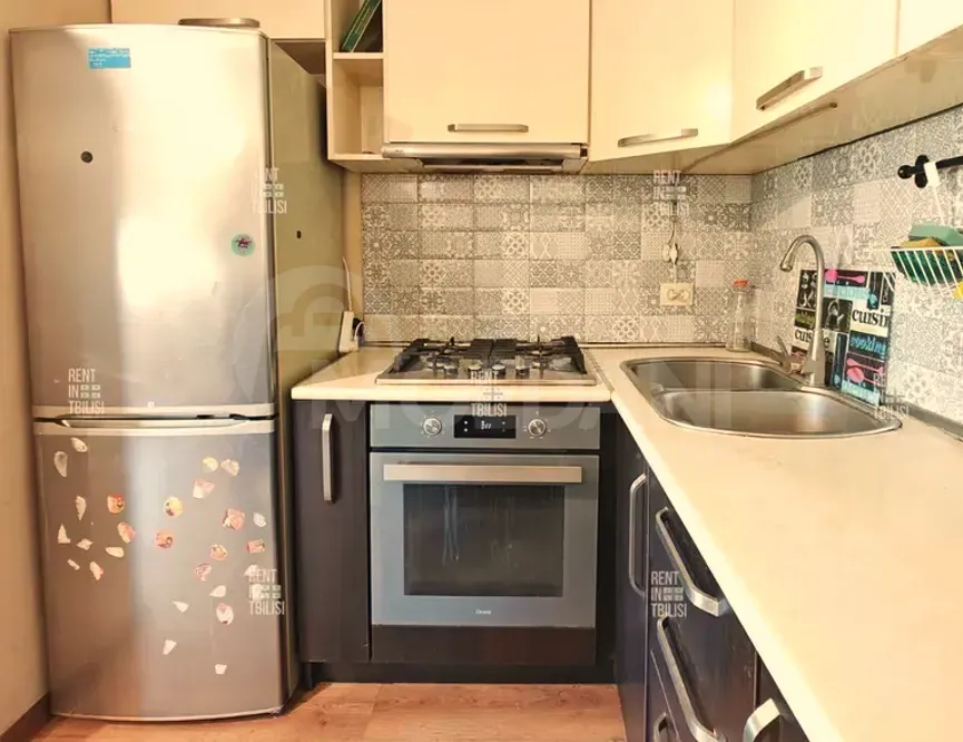 იყიდება 2 ოთახიანი ბინას 62მ² 8/9 სართ თბილისი - photo 9