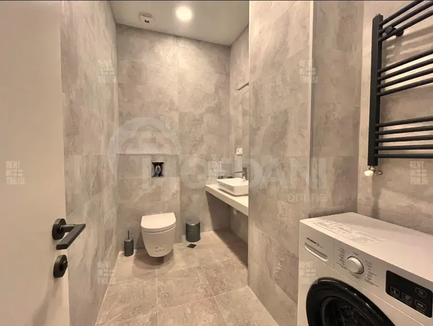 ქირავდება 2 ოთახიანი ბინა 138მ² 2/5 სართ თბილისი - photo 5