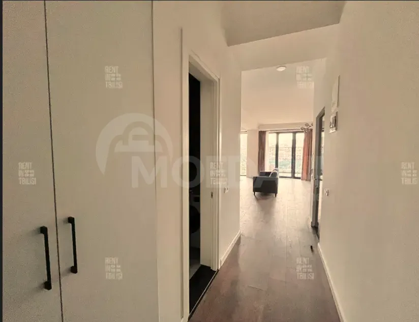 ქირავდება 2 ოთახიანი ბინა 138მ² 2/5 სართ თბილისი - photo 4