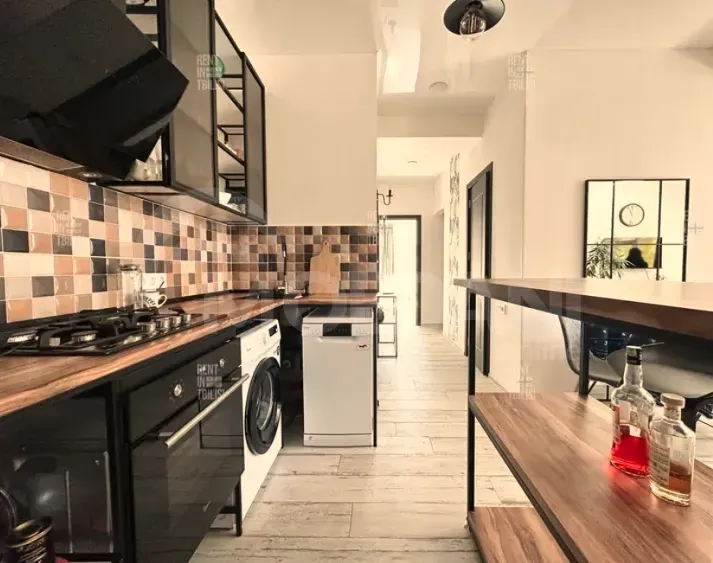 ქირავდება 3 ოთახიანი ბინა 85მ² 5/10 სართ თბილისი - photo 5