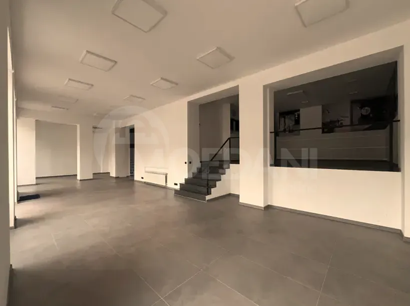 Сдается универсальное коммерческое помещение на Сабуртало Тбилиси - изображение 5